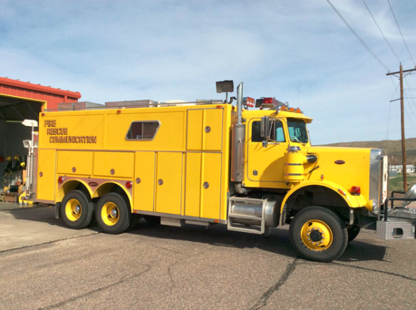 1982 Peterbilt NTC300  All Wheel Drive