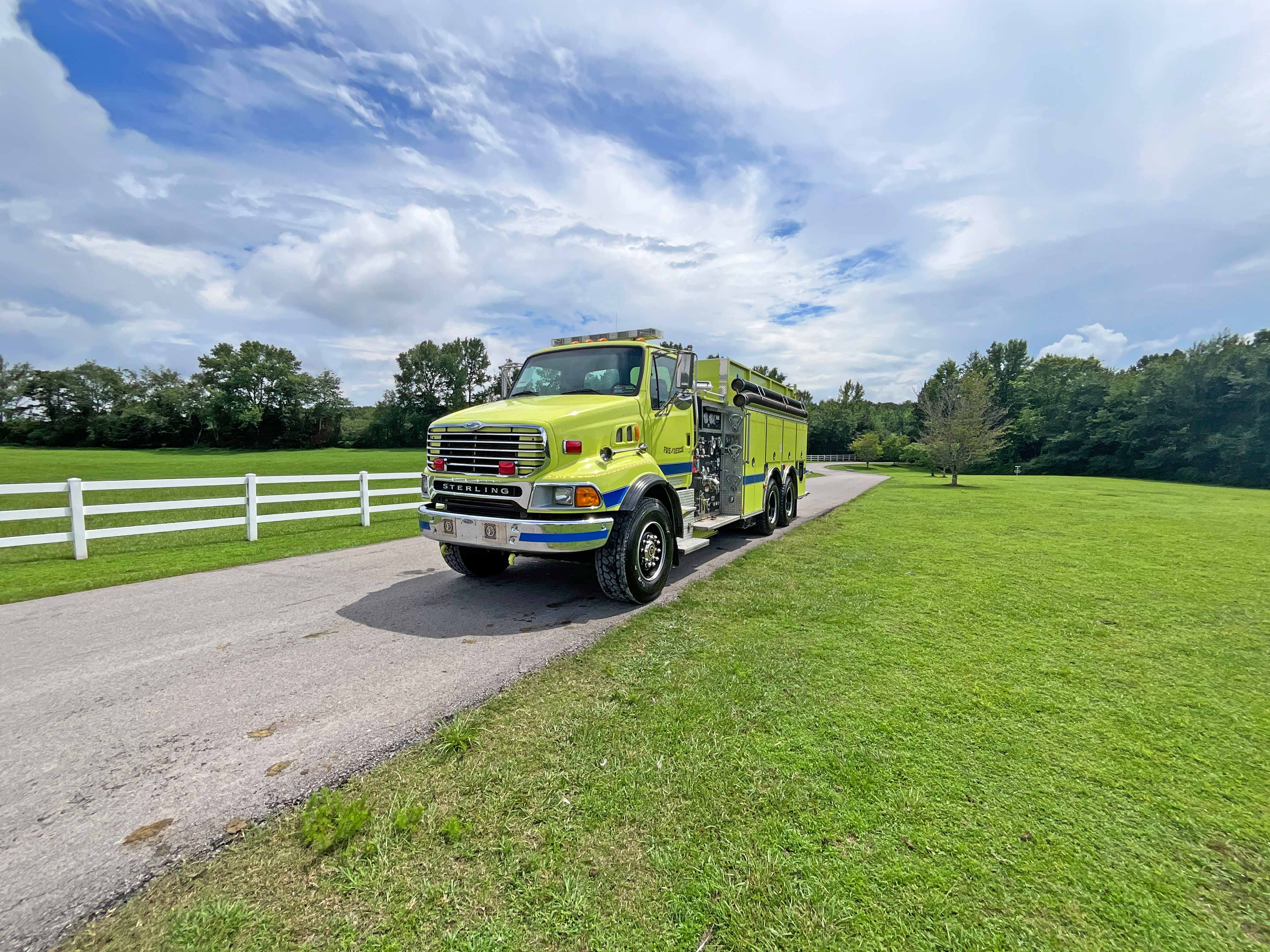 2006 Pierce Sterling Tandem-Axle Commercial Pumper Tanker