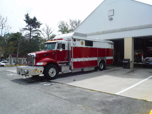 2005 Peterbilt PB335
