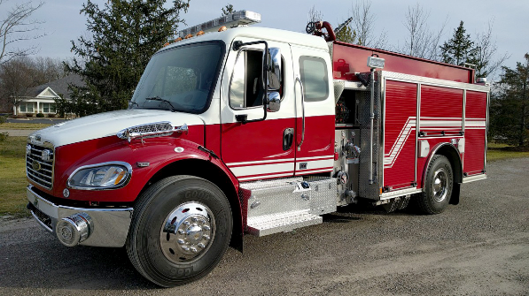 2015 Freightliner M2106
