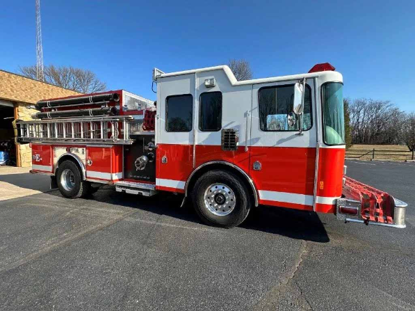 2006 HME 