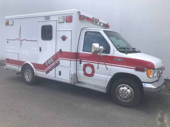 2001 Ford E-350