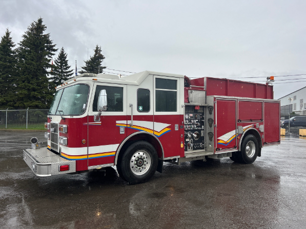 2010 Pierce Contender Pumper