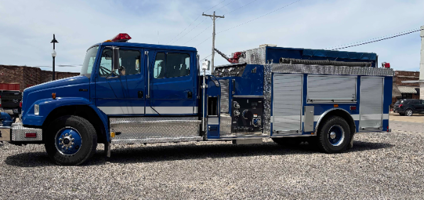 2003 Smeal Freightliner Commercial Pumper