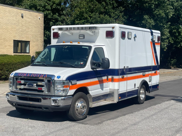 2009 Horton Ford E-450 Ambulance