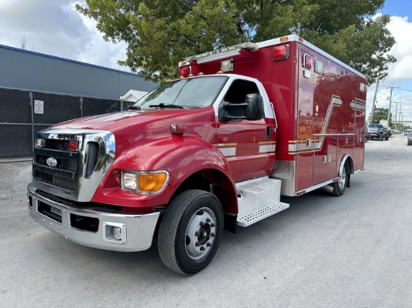 2008 Medtec Ford Commercial Ambulance