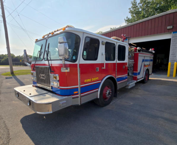 2004 E-One Cyclone Pumper