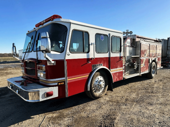 2002 E-One Typhoon Pumper